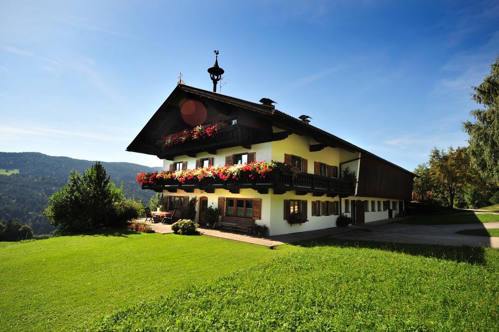 Gugghof Apartment Hopfgarten im Brixental Room photo